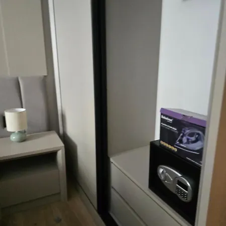 Dea Luxury * Golem (Tirana)